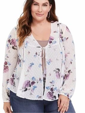 Torrid Ivory Floral Chiffon Tie-Front Kimono. Size Large.